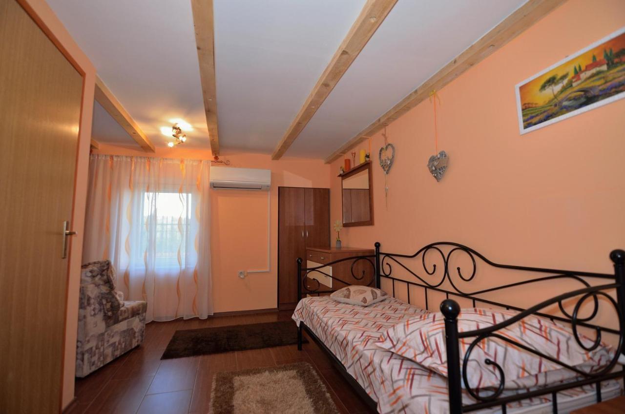 House Tihana Donje Selo na Šolti Exterior foto